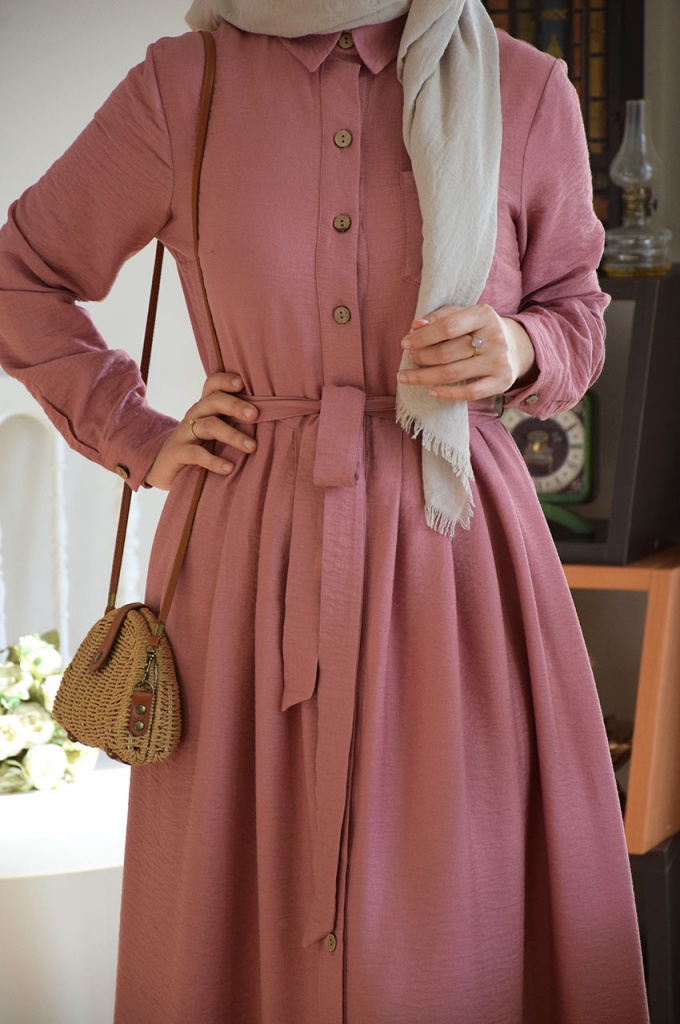 Düğmeli Pembe Elbise