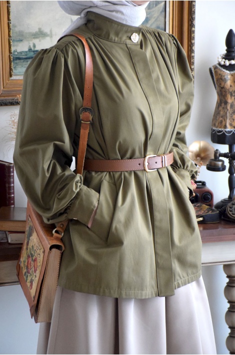Kemerli Kısa Trench Coat Yeşil
