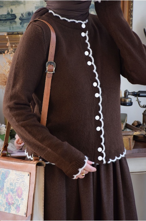 Tığ Biyeli Hırka Kahverengi