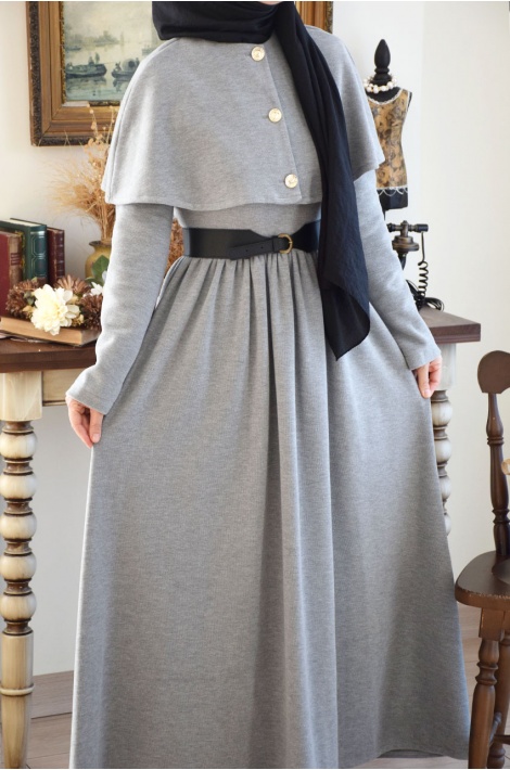 Pelerinli Triko Elbise Gri