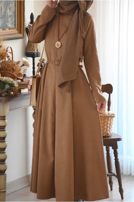 Kemerli Taba Renk Süet Elbise