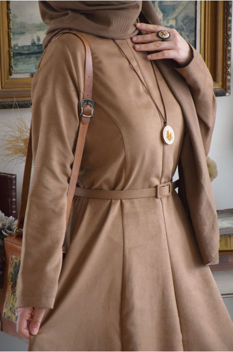 Kemerli Taba Renk Süet Elbise