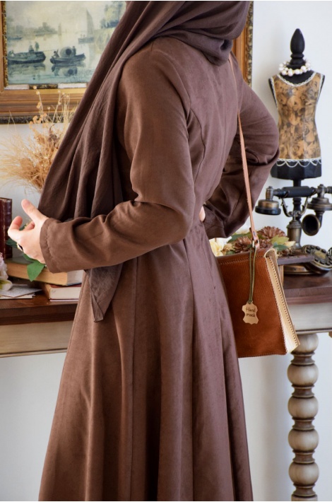 Kemerli Kahverengi Süet Elbise