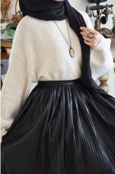 Piliseli Deri Etek Siyah