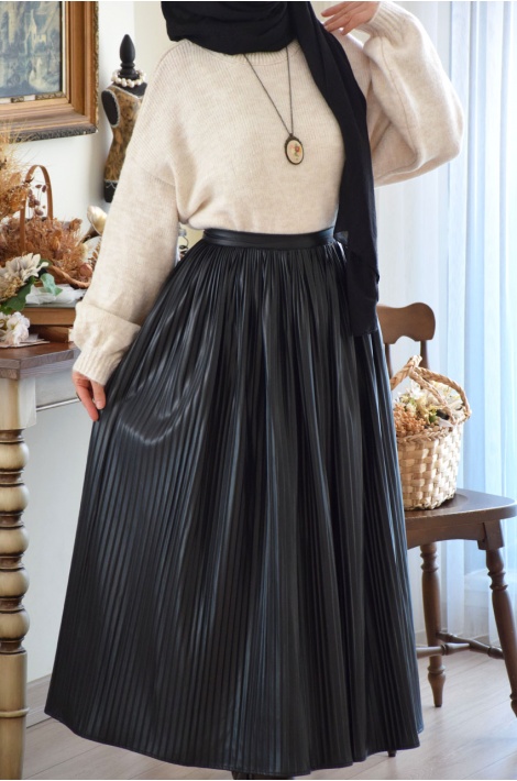 Piliseli Deri Etek Siyah