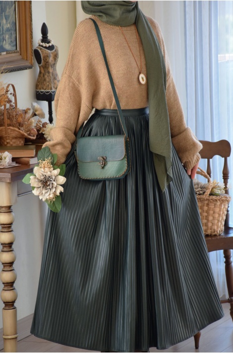 Piliseli Deri Etek Zümrüt