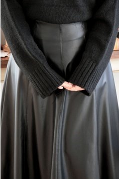 A Kesim Deri Etek Siyah