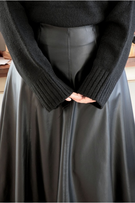 A Kesim Deri Etek Siyah