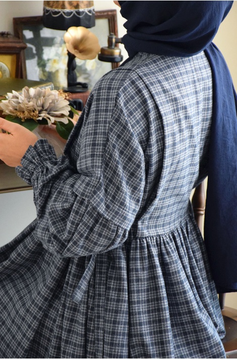 Pötikareli Yandan Bağcıklı Elbise Mavi