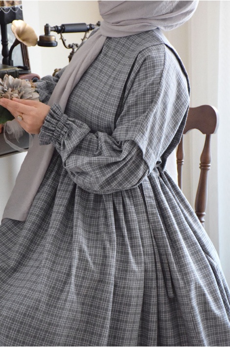 Pötikareli Yandan Bağcıklı Elbise Gri