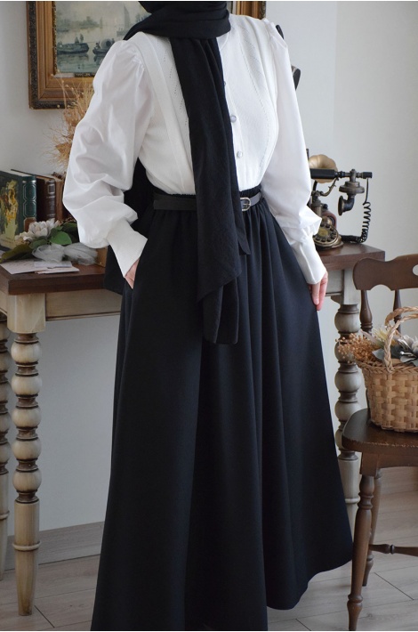 Kemerli Yün Etek Siyah