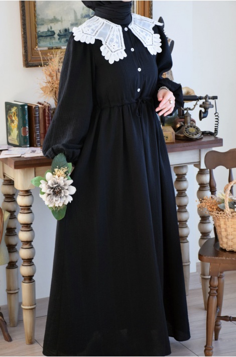 Dantel Yaka Elbise Siyah