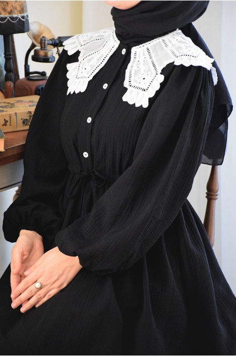 Dantel Yaka Elbise Siyah