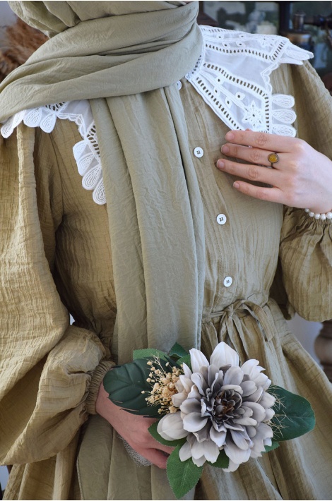 Dantel Yaka Elbise Yağ Yeşili