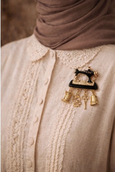 Vintage Dikiş Makinası Broş