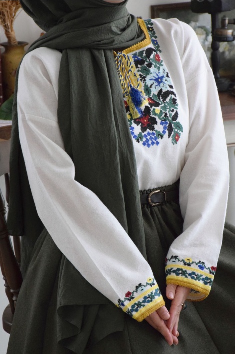 Nakışlı Otantik Bluz