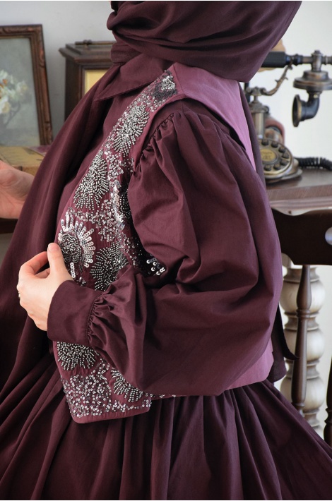 Boncuk İşlemeli Yelek Bordo