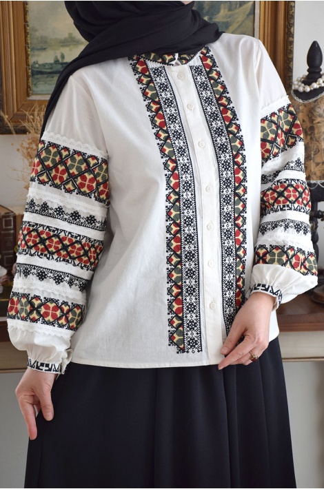 Otantik Nakışlı Gömlek