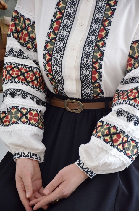 Otantik Nakışlı Gömlek