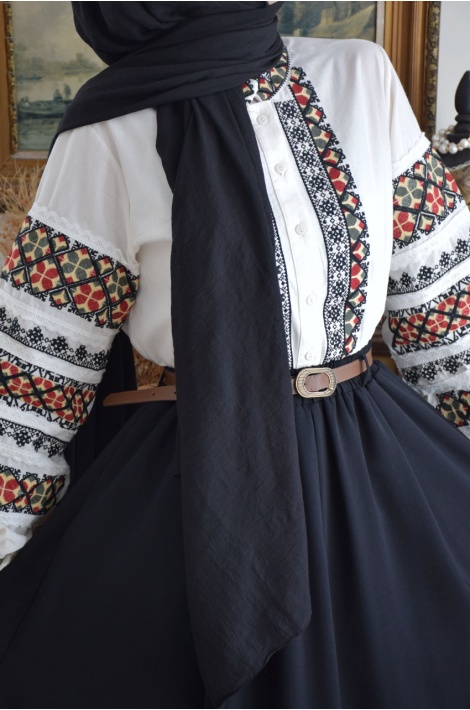 Otantik Nakışlı Gömlek