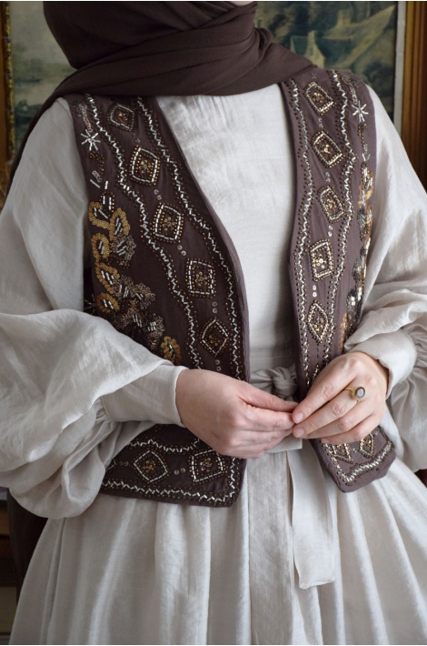 Boncuk İşlemeli Otantik Yelek Kahverengi
