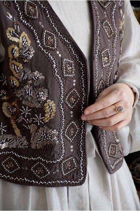 Boncuk İşlemeli Otantik Yelek Kahverengi