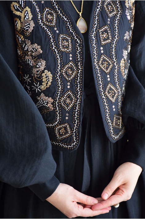 Boncuk İşlemeli Yelek Siyah