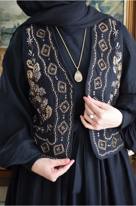 Boncuk İşlemeli Yelek Siyah