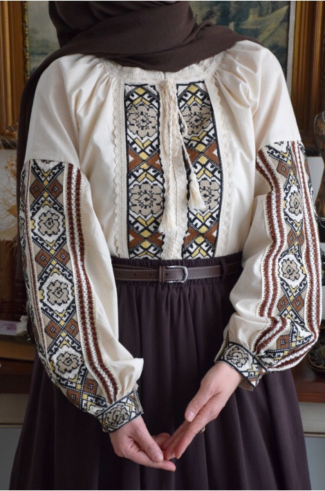 Kanaviçe Nakışlı Otantik Bluz