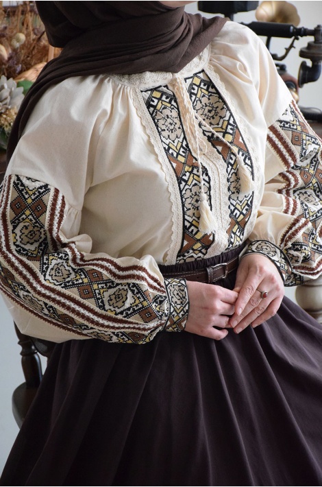 Kanaviçe Nakışlı Otantik Bluz