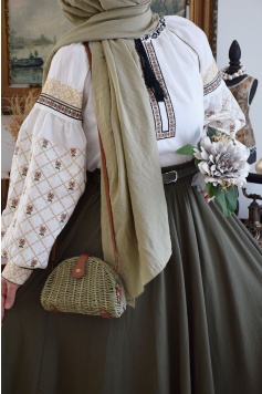 Kanaviçe Çiçek Nakışlı Bluz