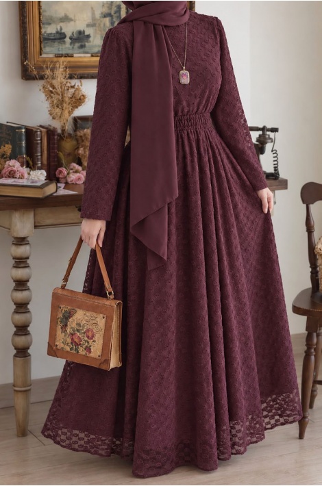 Nazenin Takım Mürdüm
