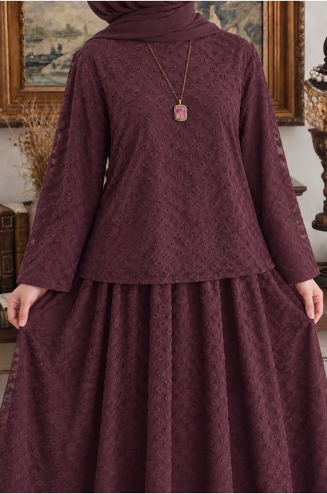 Nazenin Takım Mürdüm