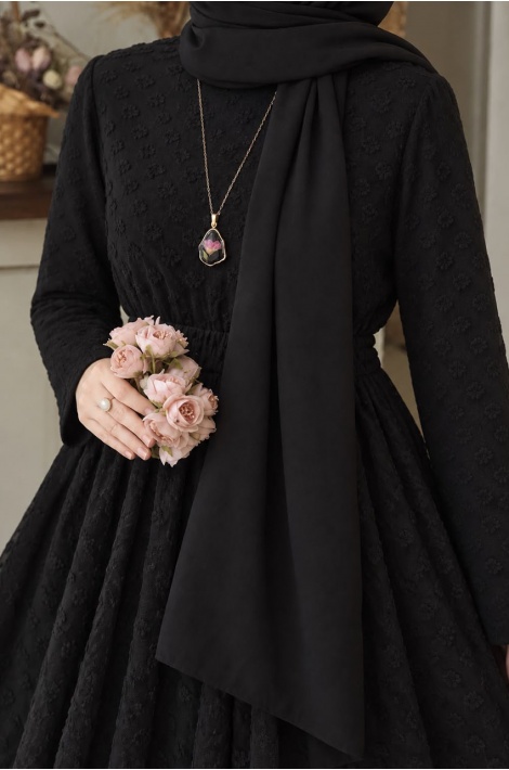 Kurutulmuş Pembe Kolye