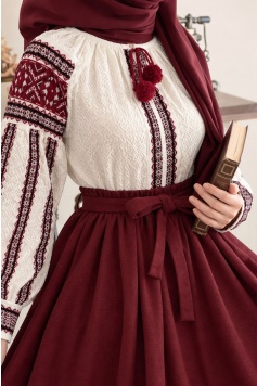 Etnik Kazak Kırmızılı
